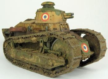 kit-FT17-French-light-tank-Berliet-gun-37mm-1/48