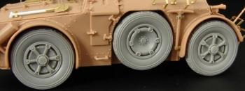 Hauler-wheels-armored-car-AB41-Italeri-1/48