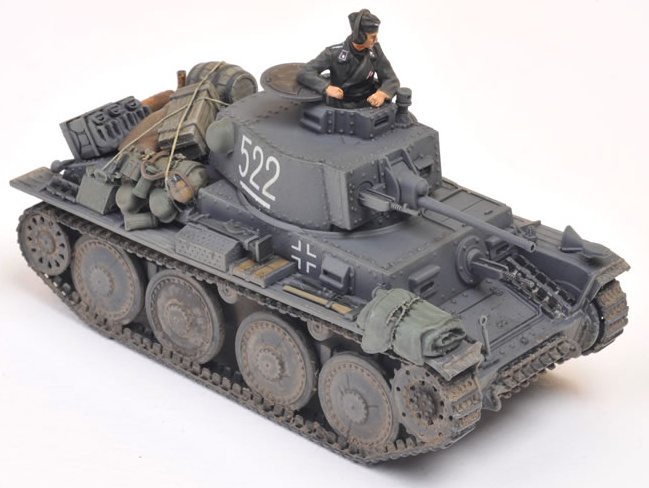 Type E/F  1: 48 WWII Tank Combat Vehicle 38  T Tamiya 300032583  