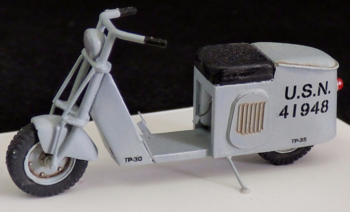 Kit Scooter solo US 1/48 Plus Model