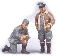Figurines mécanicien allemand avec officier 1/48
