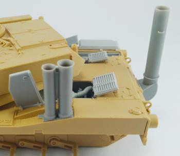 maquette-M1A2-Abrams-Tamiya-32592-kit-snorkel