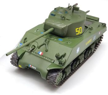 Miniature-char-M4-Sherman-tank-2e-DB-maquette-militaire