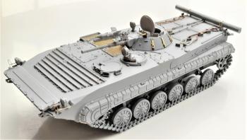 kit-Tank-Mania-char-BMP-1-48e-maquette