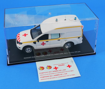 Miniature Ford Ranger BSE Ambulance militaire 1/43